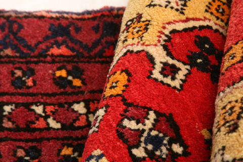 Kizalayak Red Hand Knotted 36 X 65  Area Rug 100-30134 Image 2