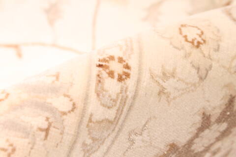 Tabriz Beige Hand Knotted 115 X 163  Area Rug 254-30144 Image 15