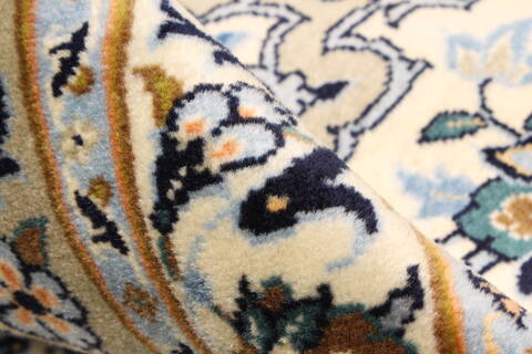 Nain Blue Hand Knotted 112 X 180  Area Rug 250-30176 Image 4