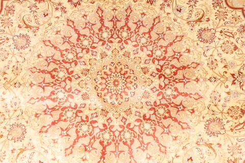 Qum Red Hand Knotted 45 X 67  Area Rug 254-30285 Image 2