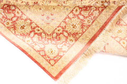 Qum Red Hand Knotted 45 X 67  Area Rug 254-30285 Image 6