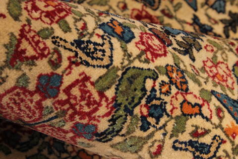 Tehran Purple Hand Knotted 88 X 120  Area Rug 254-30347 Image 10