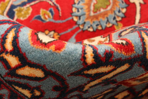 Najaf-abad Red Hand Knotted 102 X 150  Area Rug 250-30371 Image 3