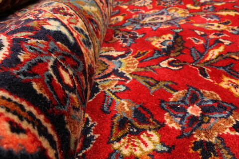 Kashan Red Hand Knotted 116 X 149  Area Rug 250-30376 Image 2