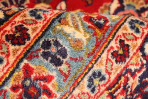 Kashan Red Hand Knotted 116 X 149  Area Rug 250-30376 Image 4