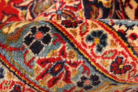 Kashan Red Hand Knotted 116 X 149  Area Rug 250-30376 Image 5