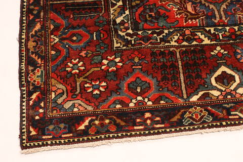 Bakhtiar Beige Hand Knotted 120 X 151  Area Rug 250-30396 Image 12