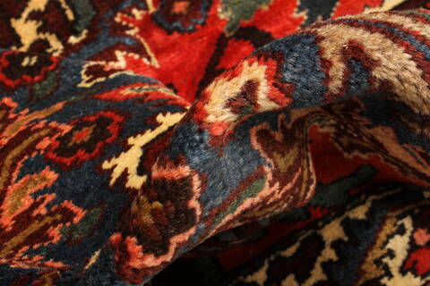 Bakhtiar Beige Hand Knotted 120 X 151  Area Rug 250-30396 Image 9