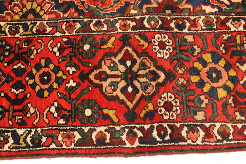 Bakhtiar Beige Hand Knotted 100 X 159  Area Rug 250-30398 Image 8
