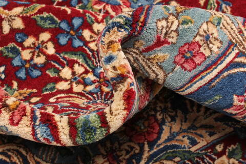 Kerman Red Hand Knotted 115 X 169  Area Rug 250-30400 Image 11