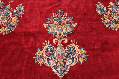 Kerman Red Hand Knotted 115 X 169  Area Rug 250-30400 Image 4