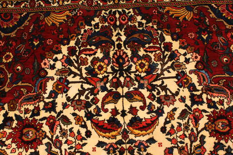 Bakhtiar Beige Hand Knotted 100 X 140  Area Rug 250-30412 Image 4