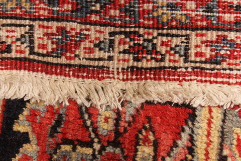 Heriz Red Hand Knotted 112 X 149  Area Rug 250-30413 Image 3