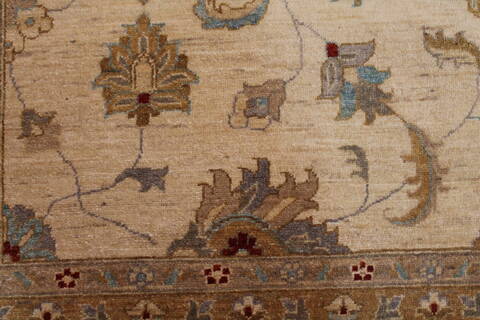 Pishavar Beige Machine Made 84 X 115  Area Rug 400-30417 Image 4