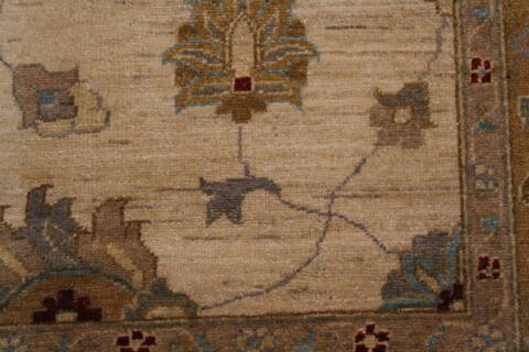Pishavar Beige Machine Made 84 X 115  Area Rug 400-30417 Image 6