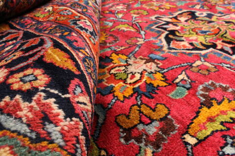 Mashad Red Hand Knotted 101 X 163  Area Rug 250-30426 Image 9