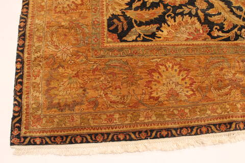 Agra Beige Hand Knotted 99 X 139  Area Rug 250-30427 Image 4