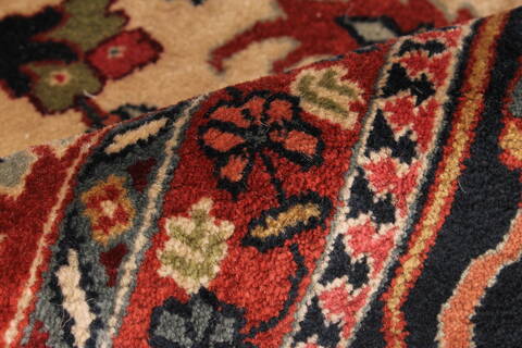 Agra Red Hand Knotted 121 X 151  Area Rug 250-30429 Image 10