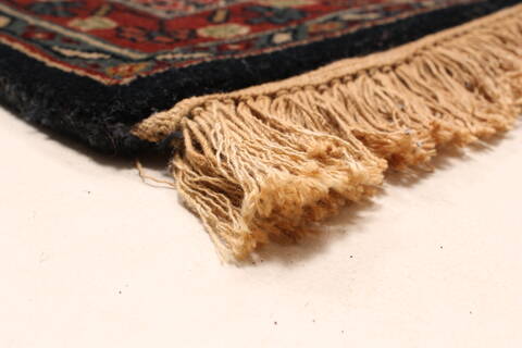 Agra Red Hand Knotted 121 X 151  Area Rug 250-30429 Image 4