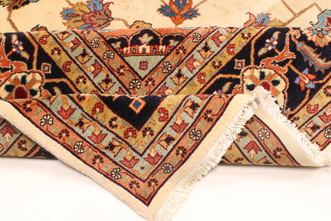 Heriz Beige Square Hand Knotted 125 X 1210  Area Rug 250-30430 Image 7