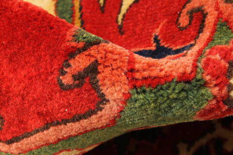 Heriz Red Hand Knotted 112 X 146  Area Rug 250-30433 Image 9