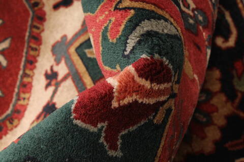 Agra Red Hand Knotted 111 X 153  Area Rug 250-30434 Image 10