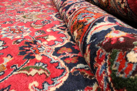 Mashad Red Hand Knotted 112 X 146  Area Rug 250-30441 Image 2