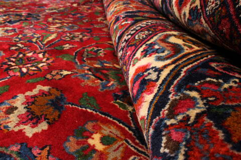 Mashad Red Hand Knotted 104 X 160  Area Rug 250-30450 Image 2