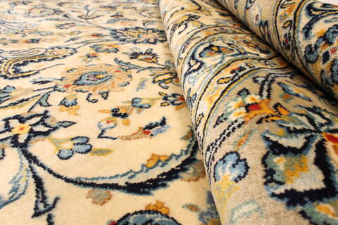 Kashan Blue Hand Knotted 117 X 177  Area Rug 250-30455 Image 2