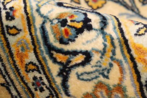 Kashan Blue Hand Knotted 117 X 177  Area Rug 250-30455 Image 4