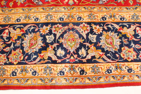 Najaf-abad Red Hand Knotted 124 X 168  Area Rug 250-30460 Image 1