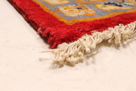 Najaf-abad Red Hand Knotted 124 X 168  Area Rug 250-30460 Image 3
