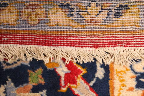 Najaf-abad Red Hand Knotted 124 X 168  Area Rug 250-30460 Image 4