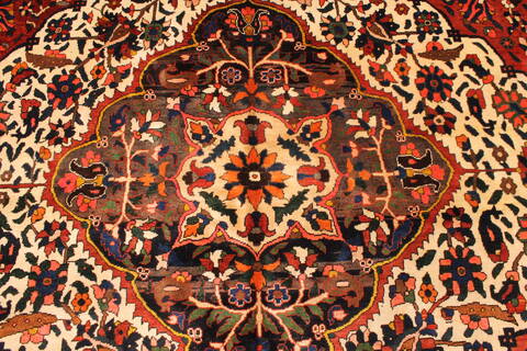 Bakhtiar Beige Hand Knotted 104 X 146  Area Rug 250-30474 Image 7