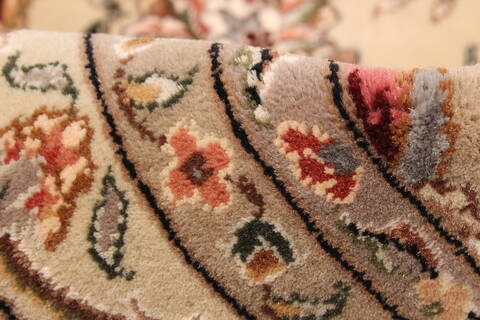 Tabriz Beige Hand Knotted 120 X 150  Area Rug 250-30489 Image 9