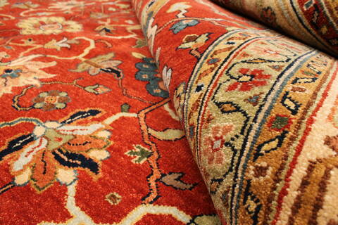 Serapi Red Hand Knotted 100 X 156  Area Rug 250-30492 Image 2