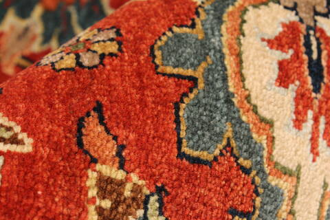 Serapi Red Hand Knotted 100 X 156  Area Rug 250-30492 Image 5