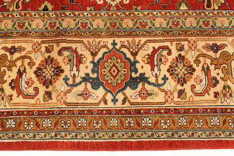 Serapi Red Hand Knotted 100 X 156  Area Rug 250-30492 Image 8