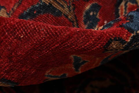 Sarouk Red Hand Knotted 112 X 165  Area Rug 250-30501 Image 3