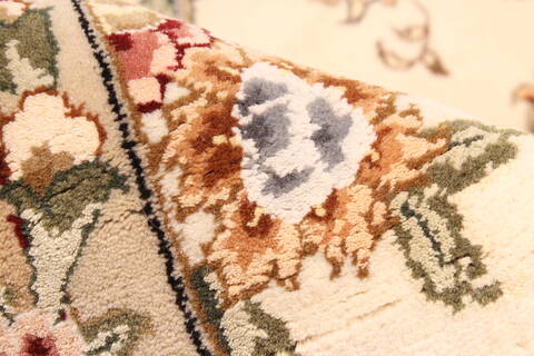 Tabriz Beige Hand Knotted 120 X 150  Area Rug 250-30537 Image 10
