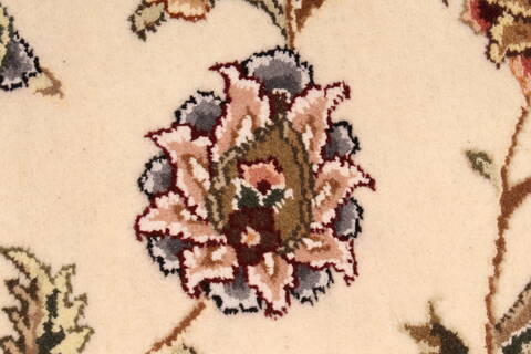 Tabriz Beige Hand Knotted 120 X 150  Area Rug 250-30537 Image 3