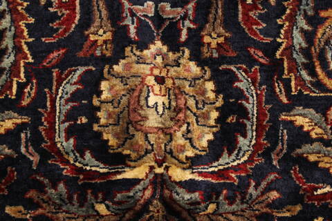 Kashan Green Hand Knotted 116 X 178  Area Rug 250-30544 Image 4