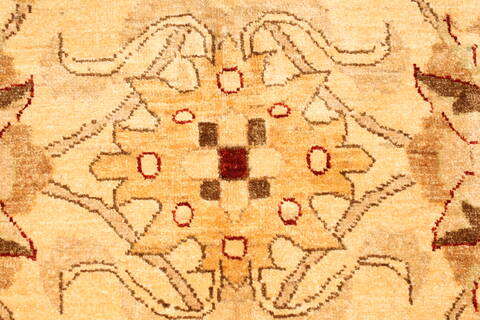 Pishavar Beige Hand Knotted 121 X 179  Area Rug 250-30547 Image 3