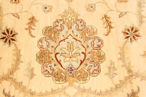 Ziegler Beige Hand Knotted 121 X 181  Area Rug 250-30559 Image 2