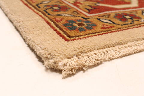 Serapi Beige Hand Knotted 80 X 1510  Area Rug 250-30560 Image 4