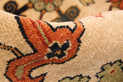 Serapi Beige Hand Knotted 80 X 1510  Area Rug 250-30560 Image 9