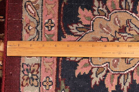 Kashan Red Hand Knotted 89 X 121  Area Rug 301-30612 Image 2