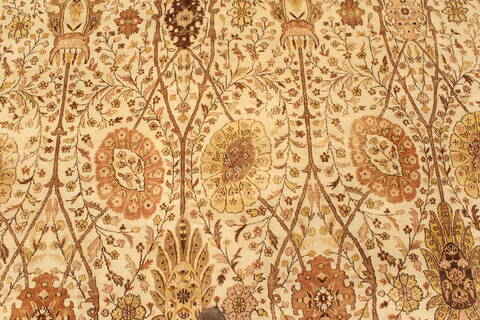 Pishavar Beige Hand Knotted 121 X 179  Area Rug 250-30633 Image 6