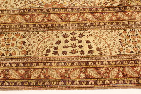 Pishavar Beige Hand Knotted 121 X 179  Area Rug 250-30633 Image 7