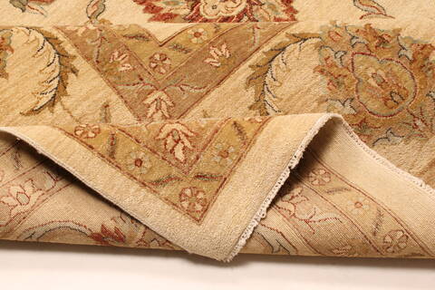 Ziegler Beige Hand Knotted 140 X 202  Area Rug 250-30648 Image 3